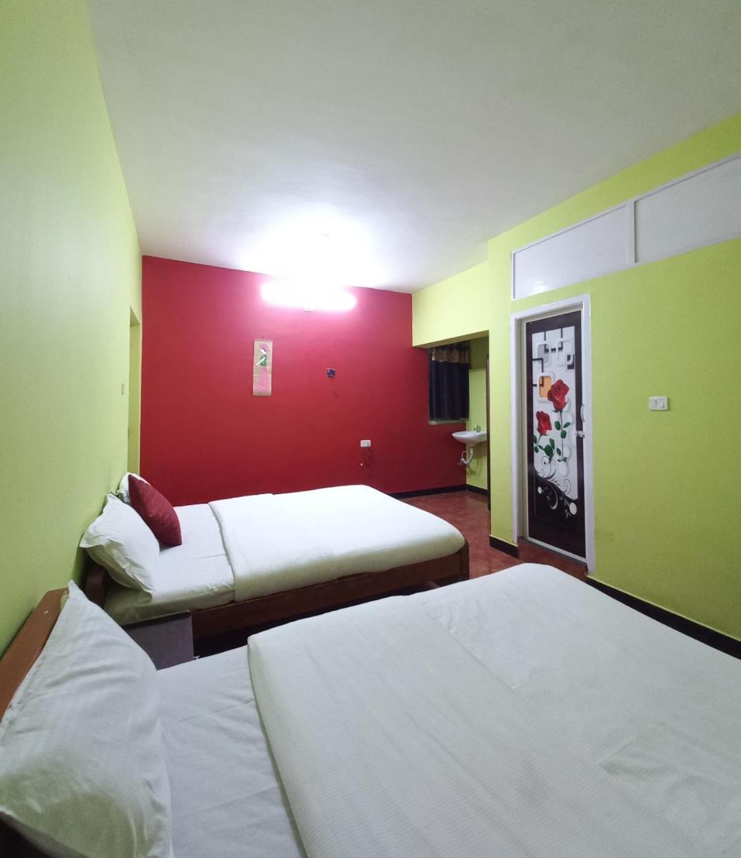 Smile Stone Individual Cottage Ooty Εξωτερικό φωτογραφία